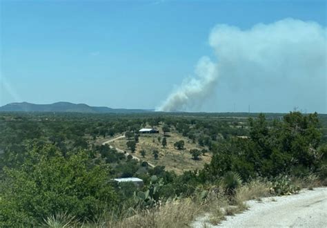Llano County brush fire grows to 100 acres, at least 10 agencies responding